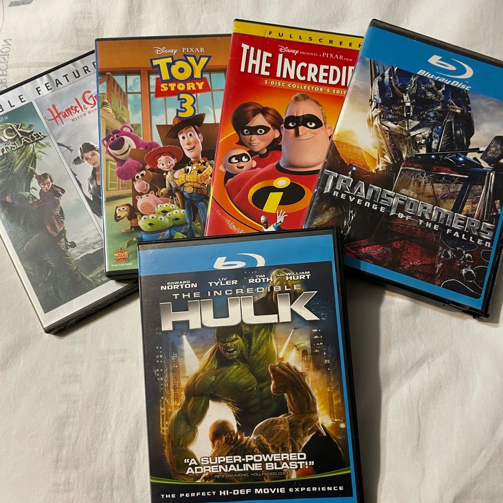 The Incredible Hulk Blu-ray - Green Action Cover
